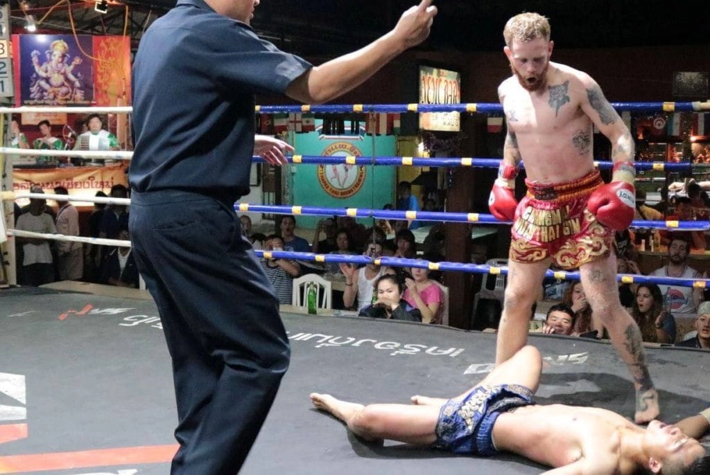 CMLocals Chiang Mai Locals Muay Thai ED Visa fighters competing in ring